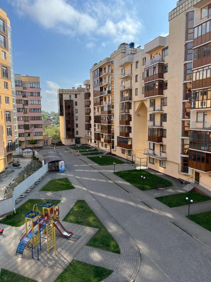 Затишні апартаменти Чернивци Екстериор снимка